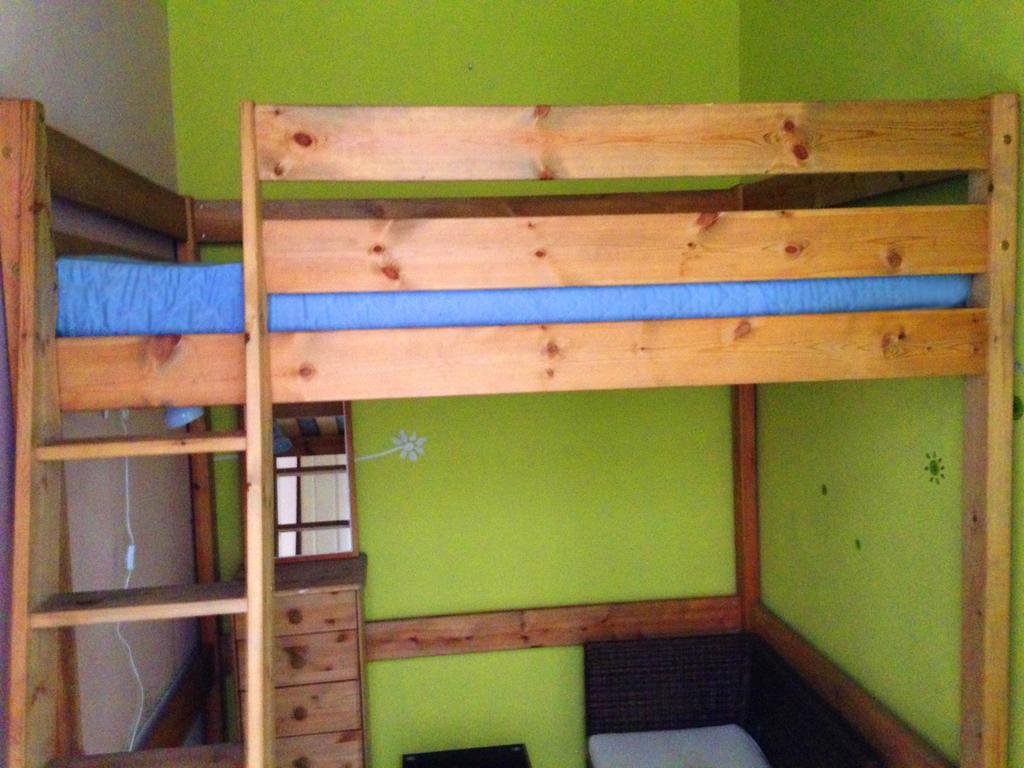 Yolo Hostel Будапеща Стая снимка