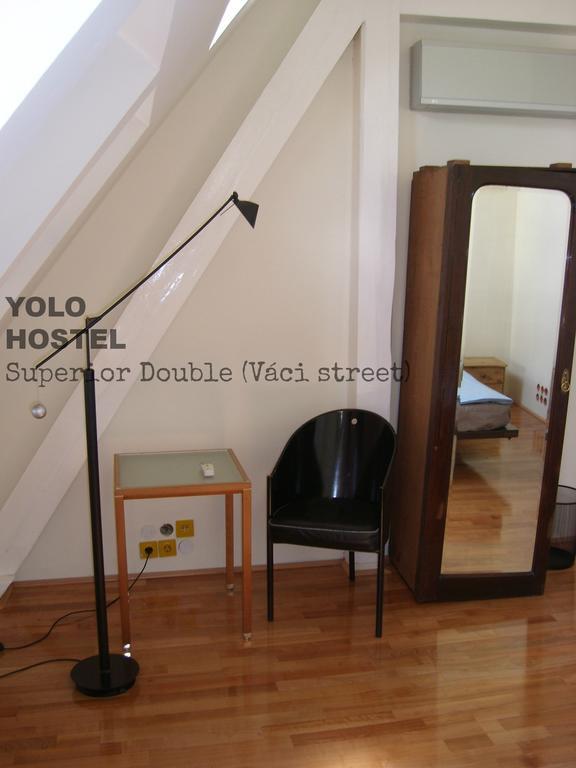 Yolo Hostel Будапеща Стая снимка
