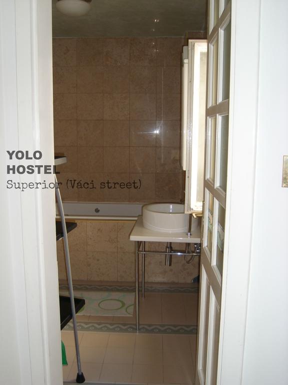 Yolo Hostel Будапеща Стая снимка