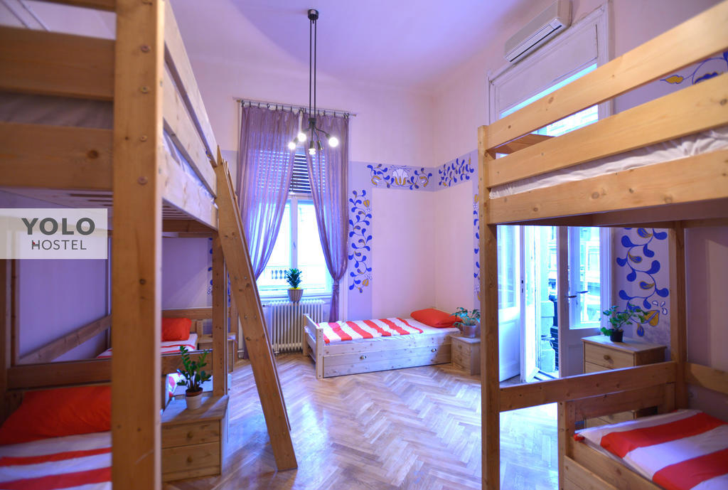 Yolo Hostel Будапеща Стая снимка