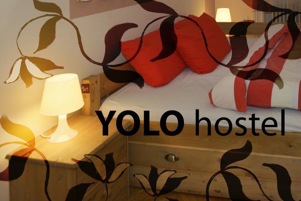 Yolo Hostel Будапеща Екстериор снимка