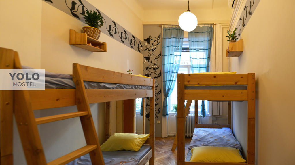 Yolo Hostel Будапеща Екстериор снимка